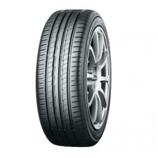 235/50R17 Yokohama Bluearth-a 96W  Kesä